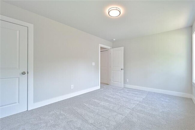 Building Photo - 2704 Allyn Way NW
