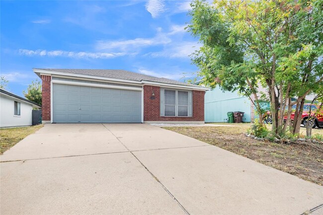 Building Photo - 1507 Hollow Tree Blvd