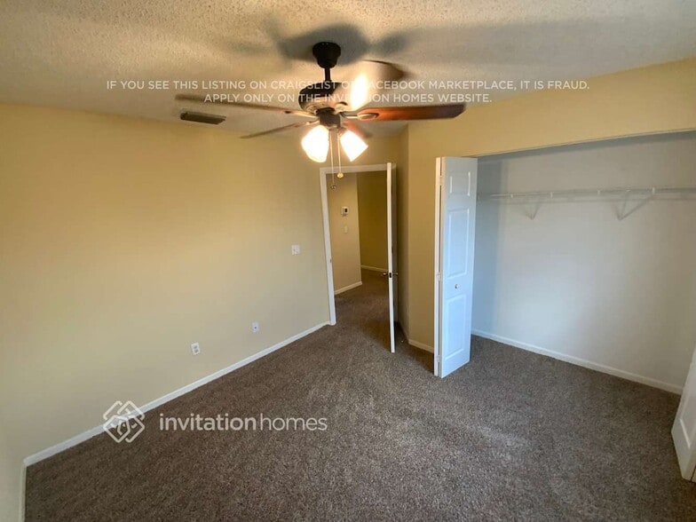 Building Photo - 9648 Tavernier Dr