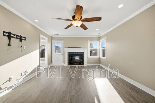 Building Photo - 4808 Boxford Rd