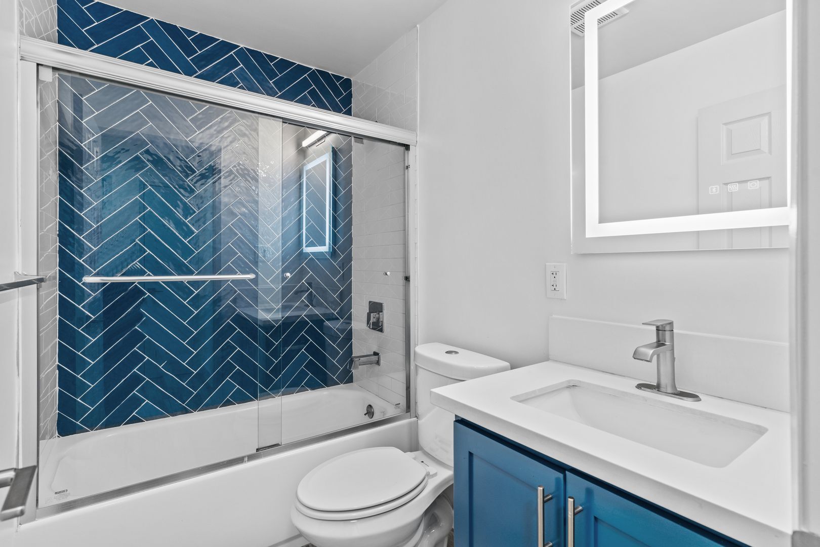 Building Photo - 1332 Walnut Ave