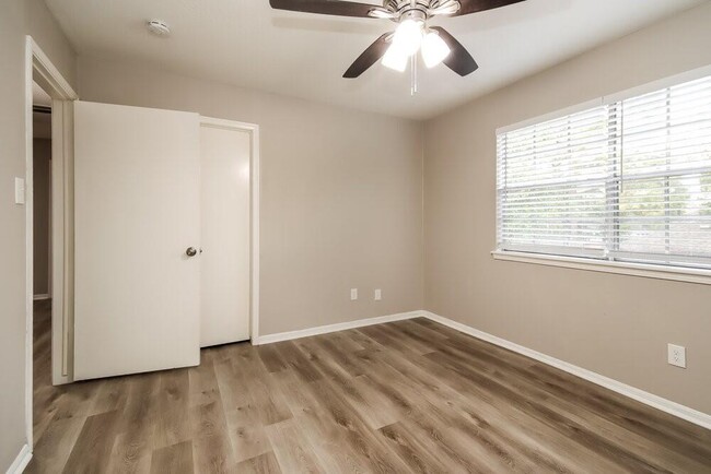 Building Photo - 4207 Harrow Hill Ct