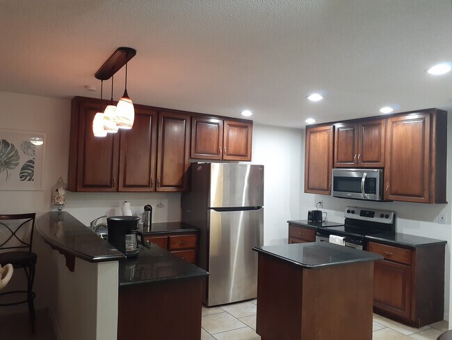 Building Photo - 2200 Hill St