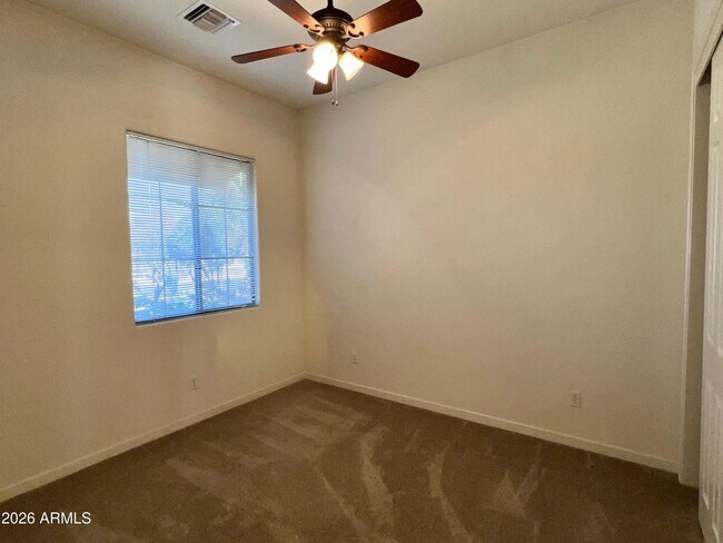 Building Photo - 14313 W Alvarado Dr