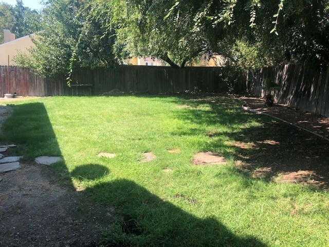 Building Photo - COMING SOON!!! Spacious 3 Bedroom Duplex