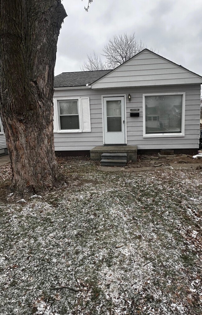 Building Photo - 22738 Sharrow Ave