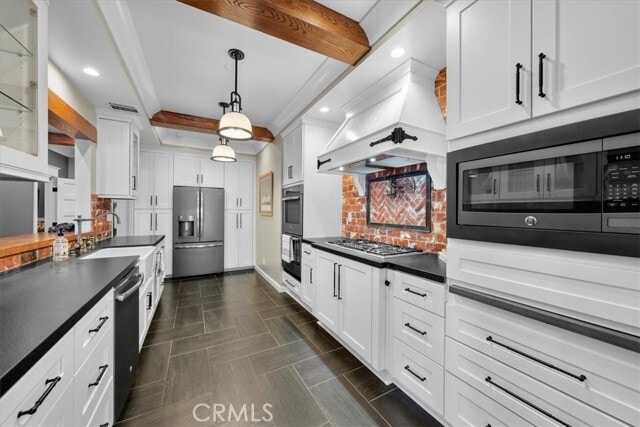 Building Photo - 1167 S Roxbury Dr