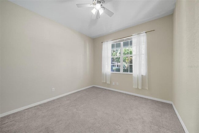 Building Photo - 11724 Holly Creek Dr