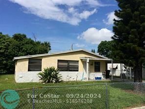 Building Photo - 1051 NW 25th Way