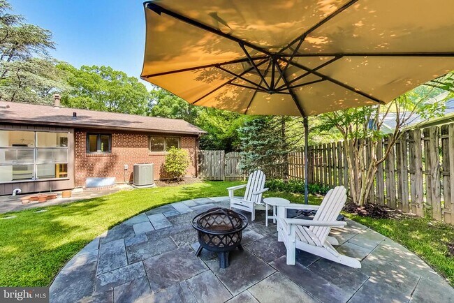 Building Photo - 6515 E Halbert Rd