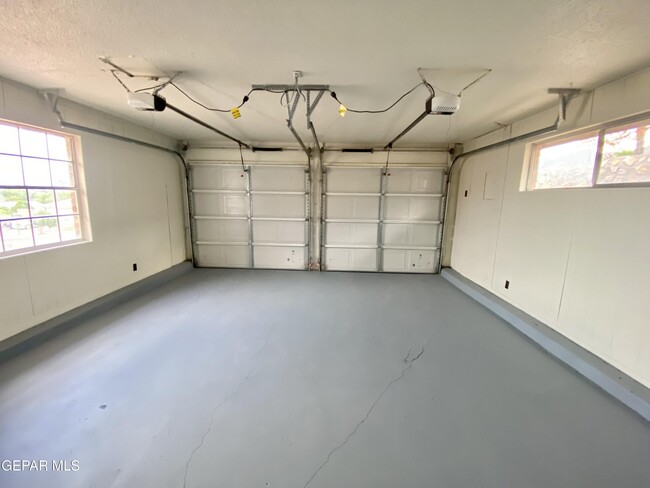 Building Photo - 308 Cabaret Dr