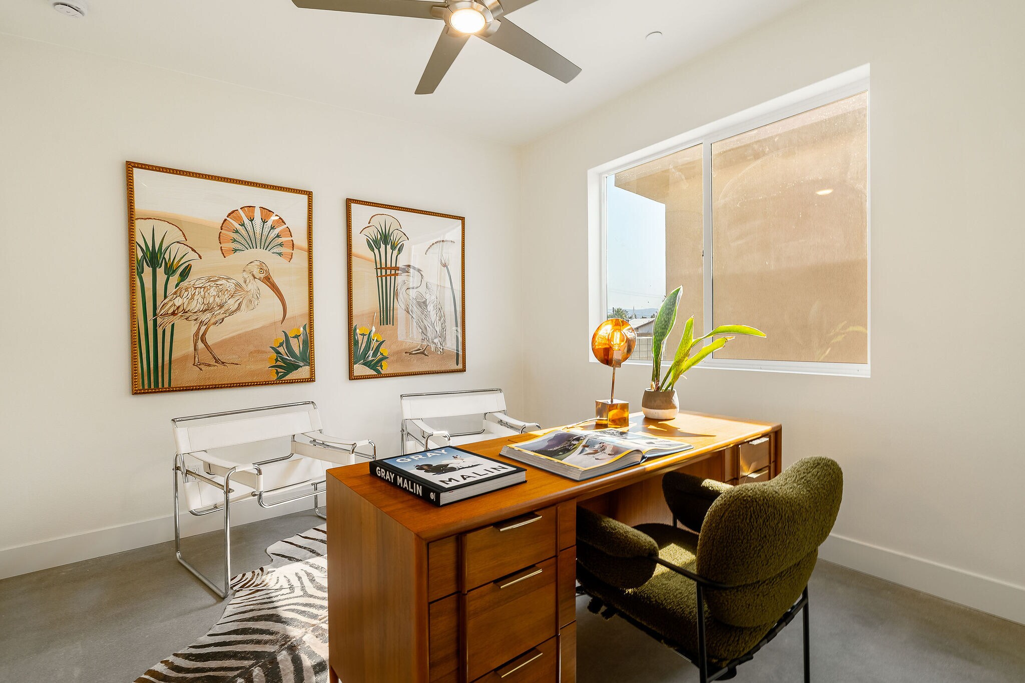 Building Photo - 361 W Sunview Ave