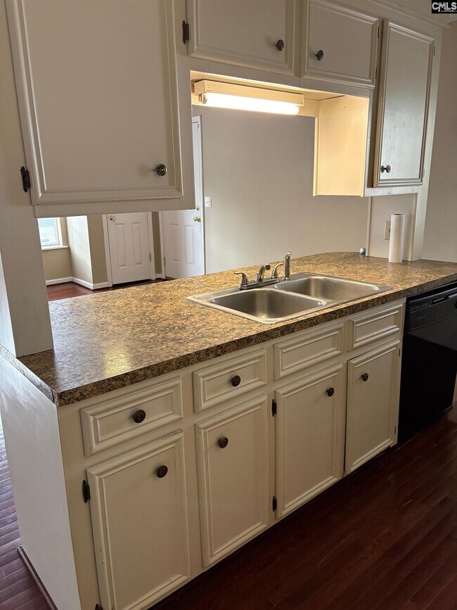 Building Photo - 49B Battery Walk Ct