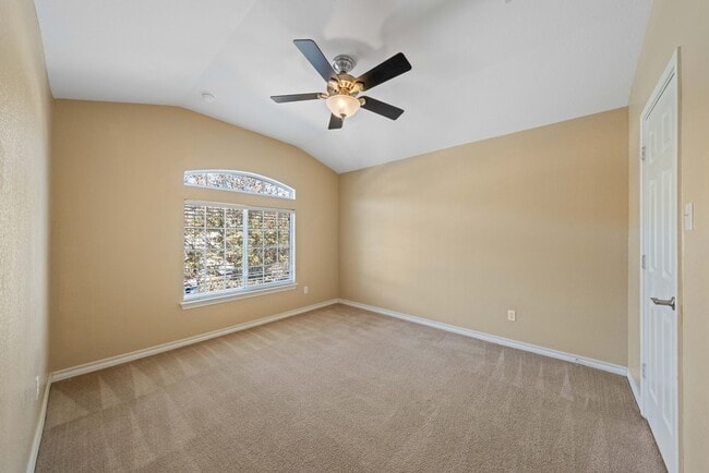 Building Photo - 146 Lindseys Cove