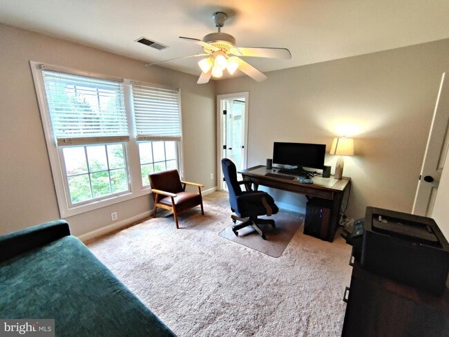 Building Photo - 7500 Tahoe Ct