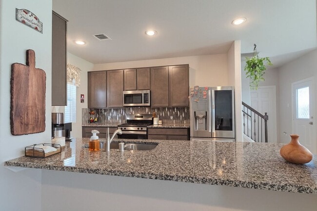 Building Photo - 14802 Black Rail Dr