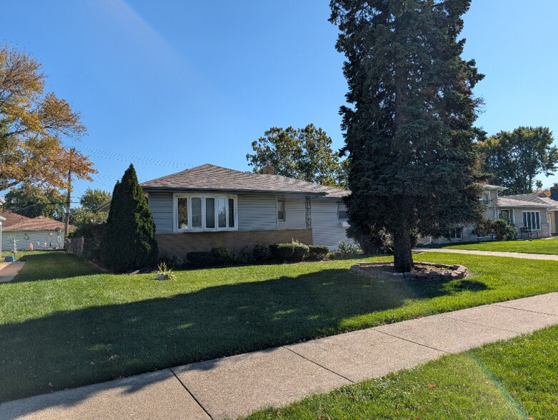 Primary Photo - 7843 Jackson Ave