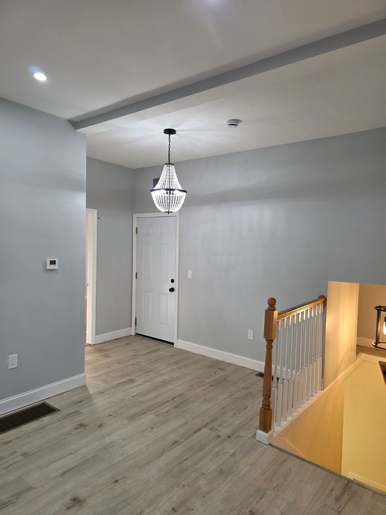 Building Photo - 1352 Bay St