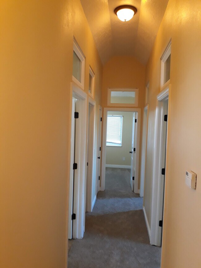 Building Photo - 2342 W 1775 N