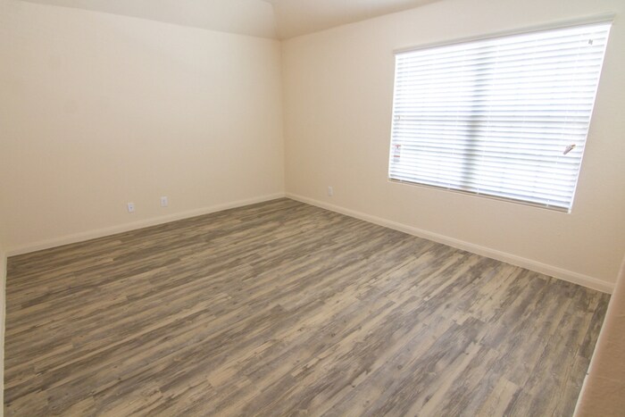 Building Photo - 4826 War Horse Dr