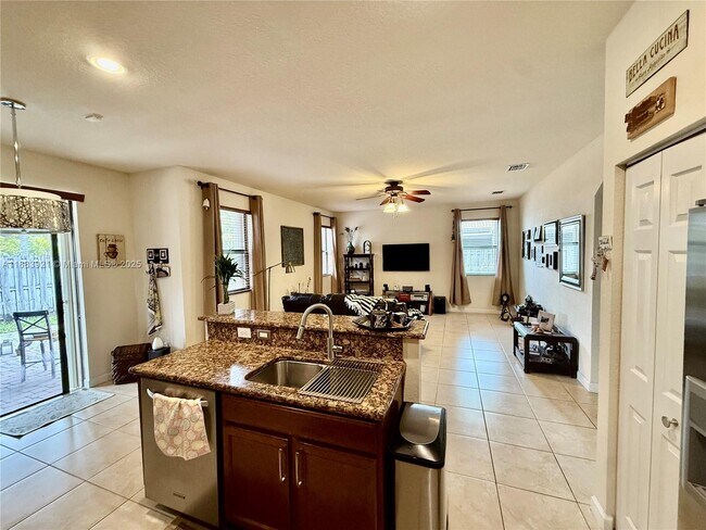 Building Photo - 11922 SW 154th Path
