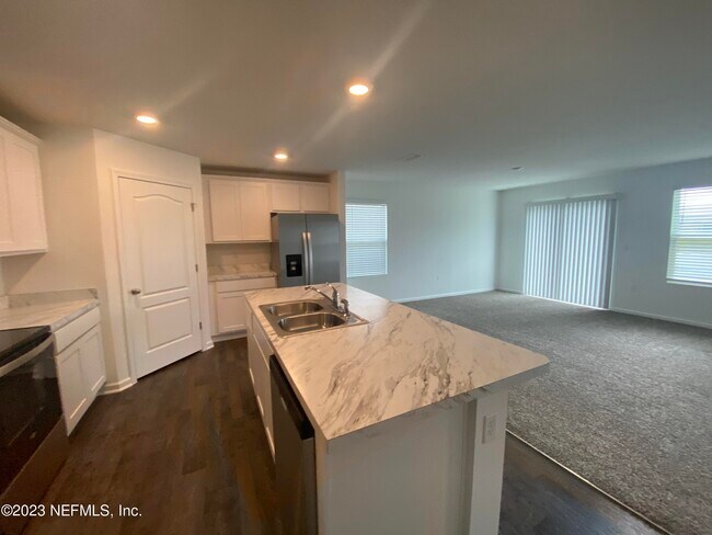 Building Photo - 2773 Oak Stream Dr