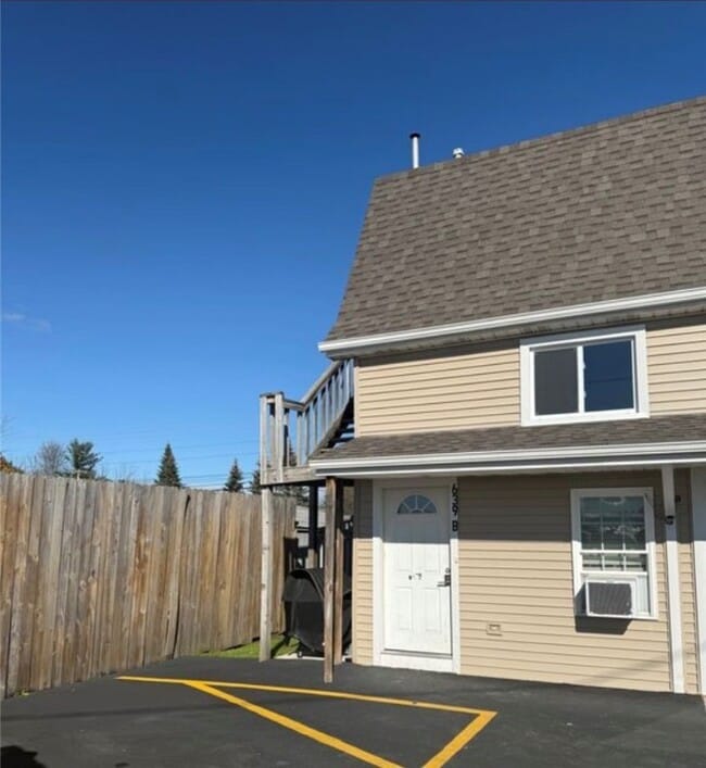 Primary Photo - 639 Phillips Rd