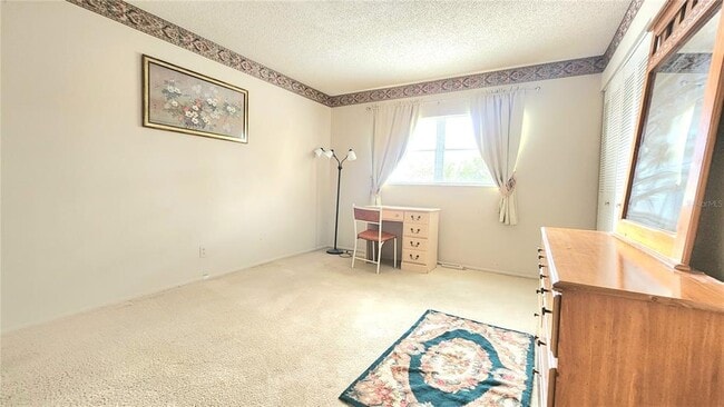 Building Photo - 11485 Oakhurst Rd