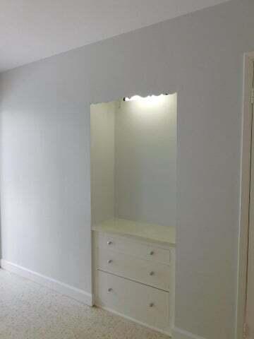 Building Photo - 15 S Palmway