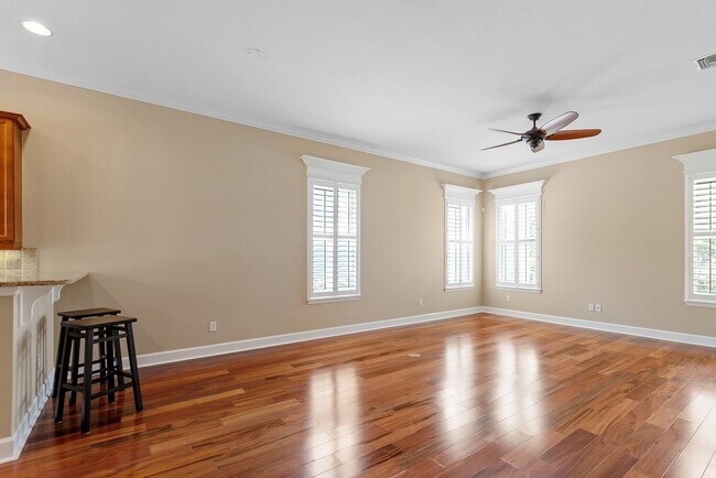 Building Photo - 4244 Grove Park Dr