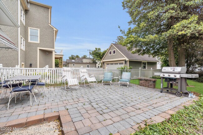 Building Photo - A208 Trenton Blvd