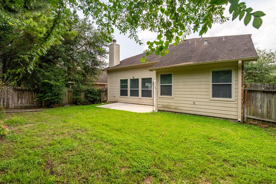 Building Photo - 42 Ebony Oaks Pl