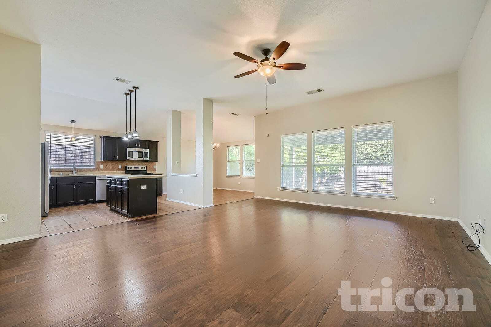 Building Photo - 13129 Padre Ave