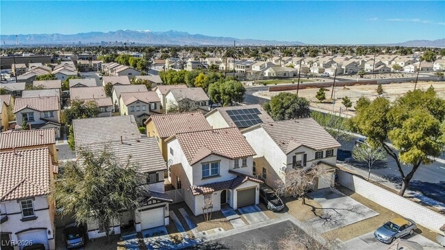 Building Photo - 1139 Orchard View St