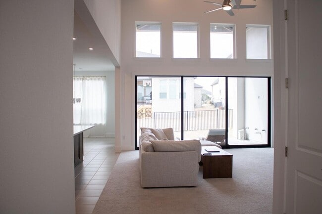 Building Photo - 1709 Novara Trl