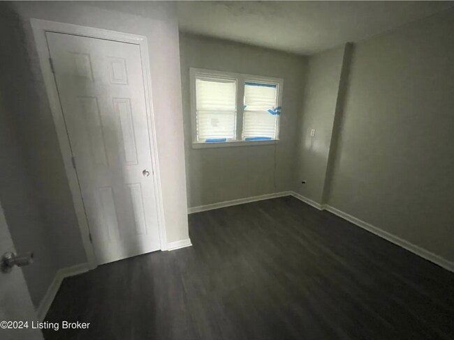 Building Photo - 1005 Dixie Hwy