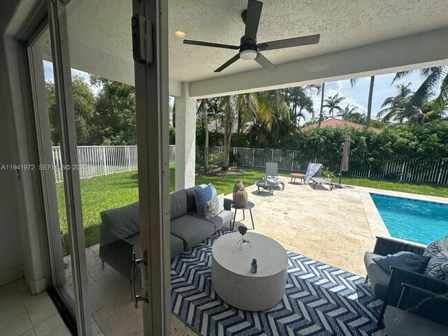 Building Photo - 1063 Sunflower Cir