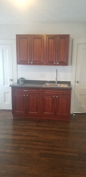 Cherry cabinetry - 7 Shawmut Ter