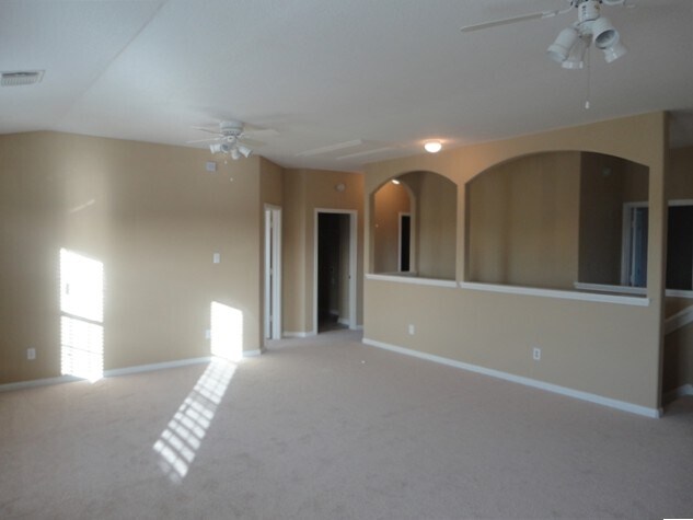 Building Photo - 1631 Laura Anne Dr