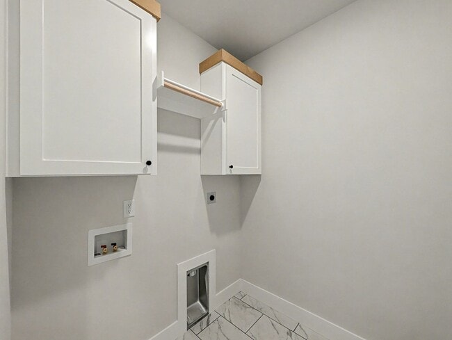 Building Photo - Welcome To Your Next Home!