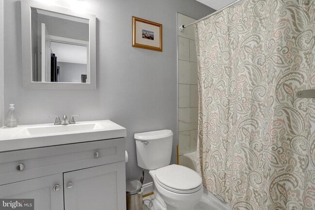 Building Photo - 3825 Watkins Mill Dr
