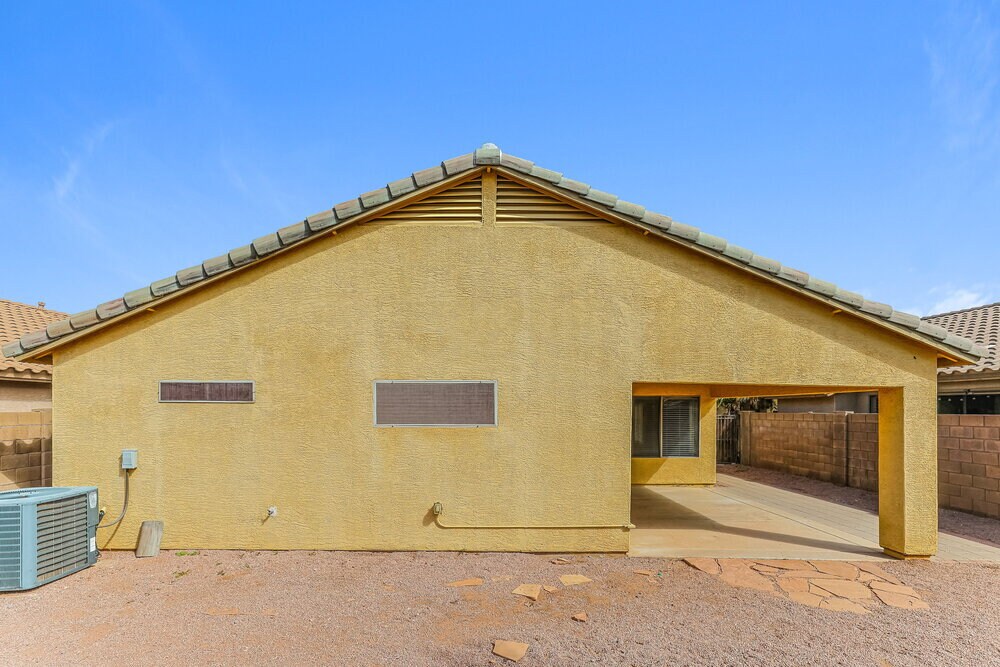 Building Photo - 10919 E Catalina Ave