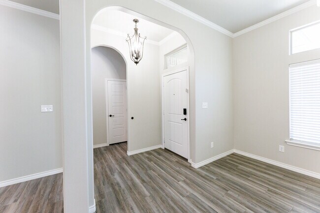 Building Photo - Modern 4-Bedroom Home in West Lubbock Just Blocks from new Frenship Schools