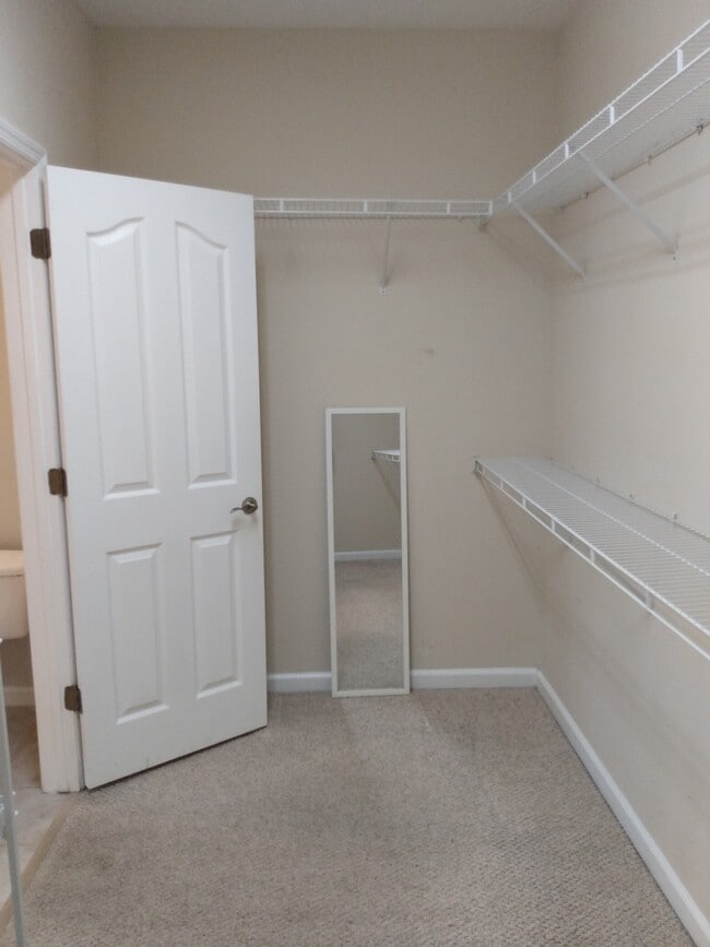 Building Photo - 2018 Alta Meadows Ln