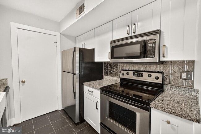 Building Photo - 20208 Shipley Terrace