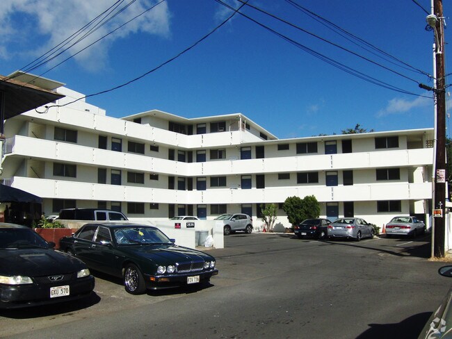 Primary Photo - 2636 Maunawai Pl