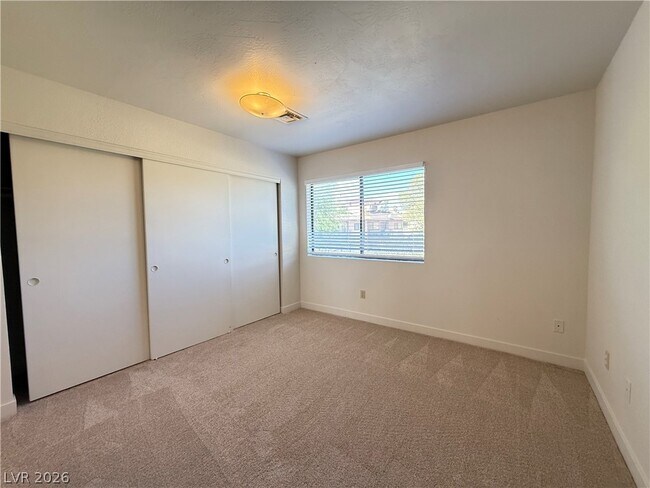 Building Photo - 4025 Delos Dr