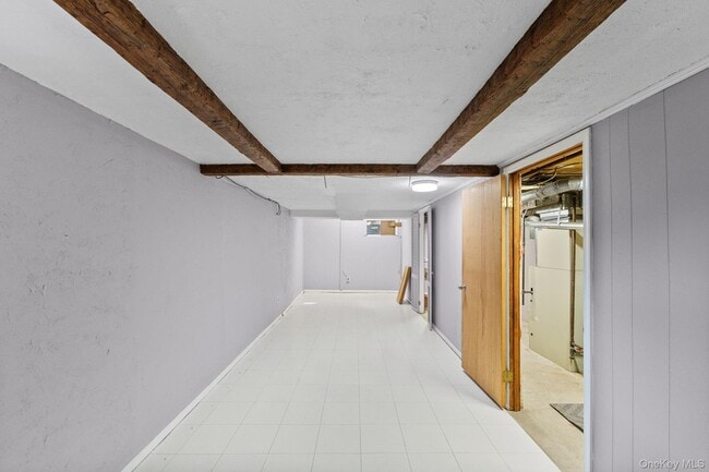 Building Photo - 106 Yorkshire Dr