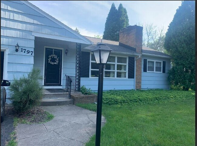 Primary Photo - 1797 Westfall Rd