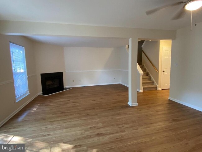 Primary Photo - 116 Village Dr